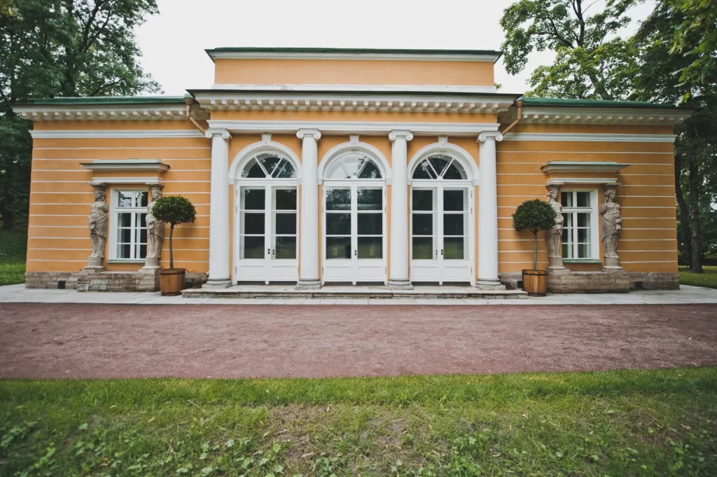 Colonial Style